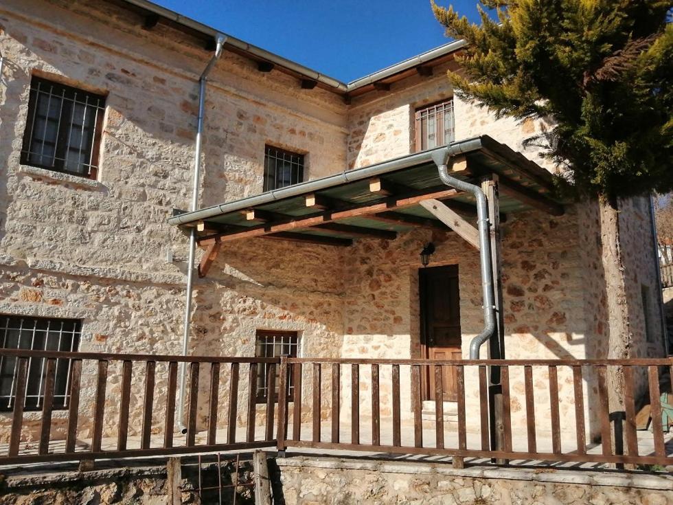 Yono'S Traditional House Ano Ravenia Екстериор снимка
